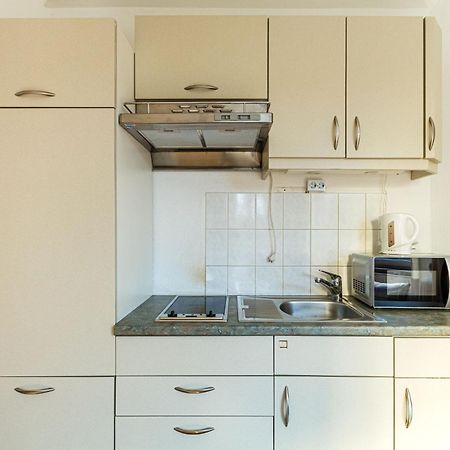 Apartmenthaus In Chemnitz Fuer Monteure Exterior foto