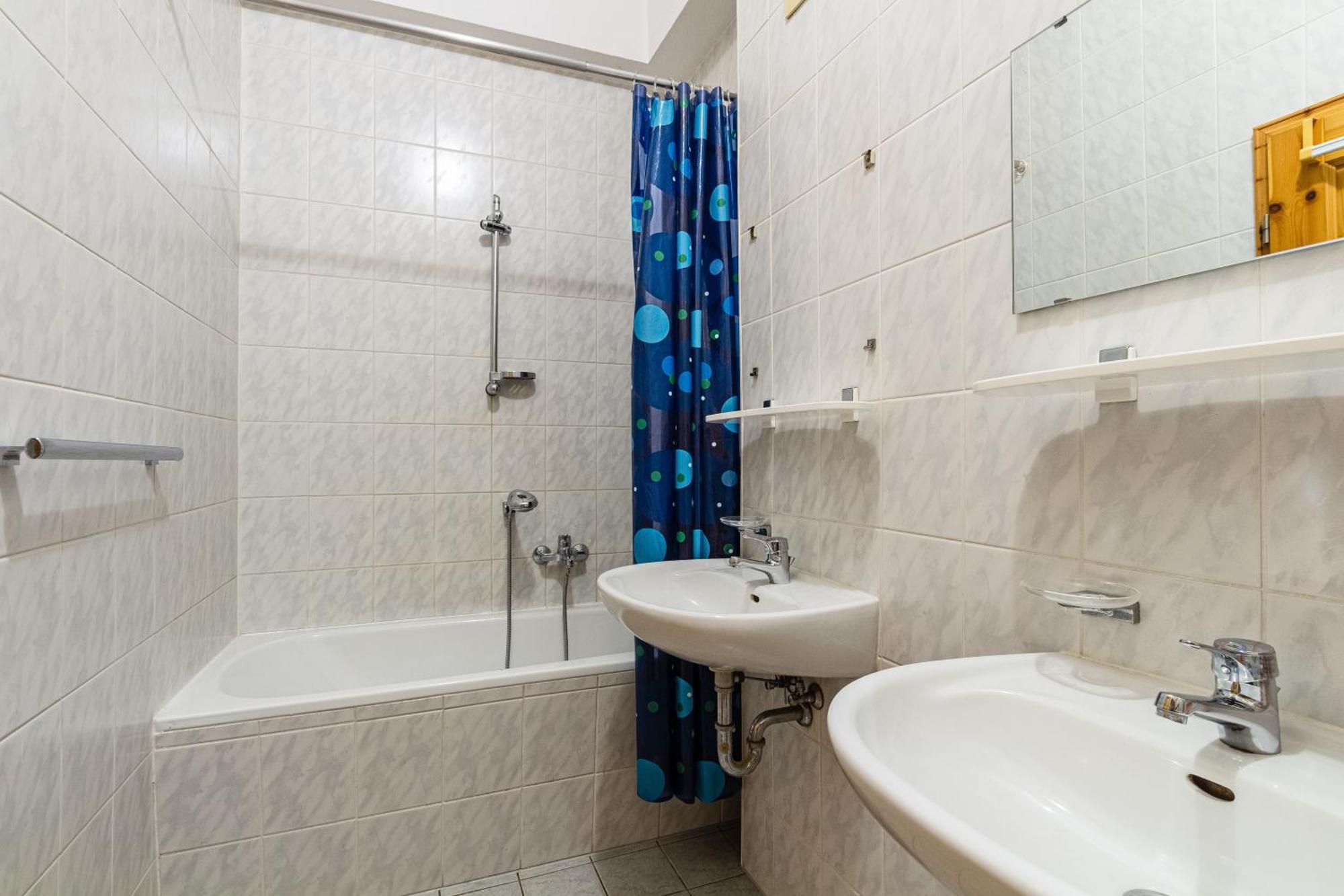 Apartmenthaus In Chemnitz Fuer Monteure Exterior foto